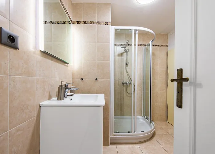 Proche Et Centre - Coquet - Fg Apartamento Menton